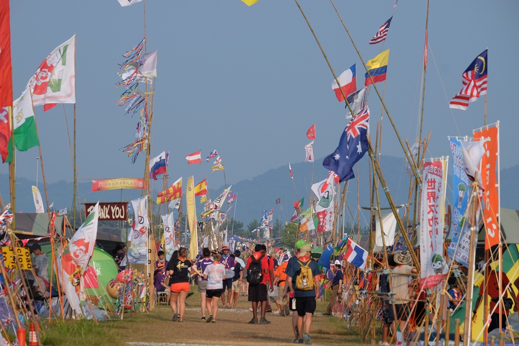 Participant subcamp at the WSJ.